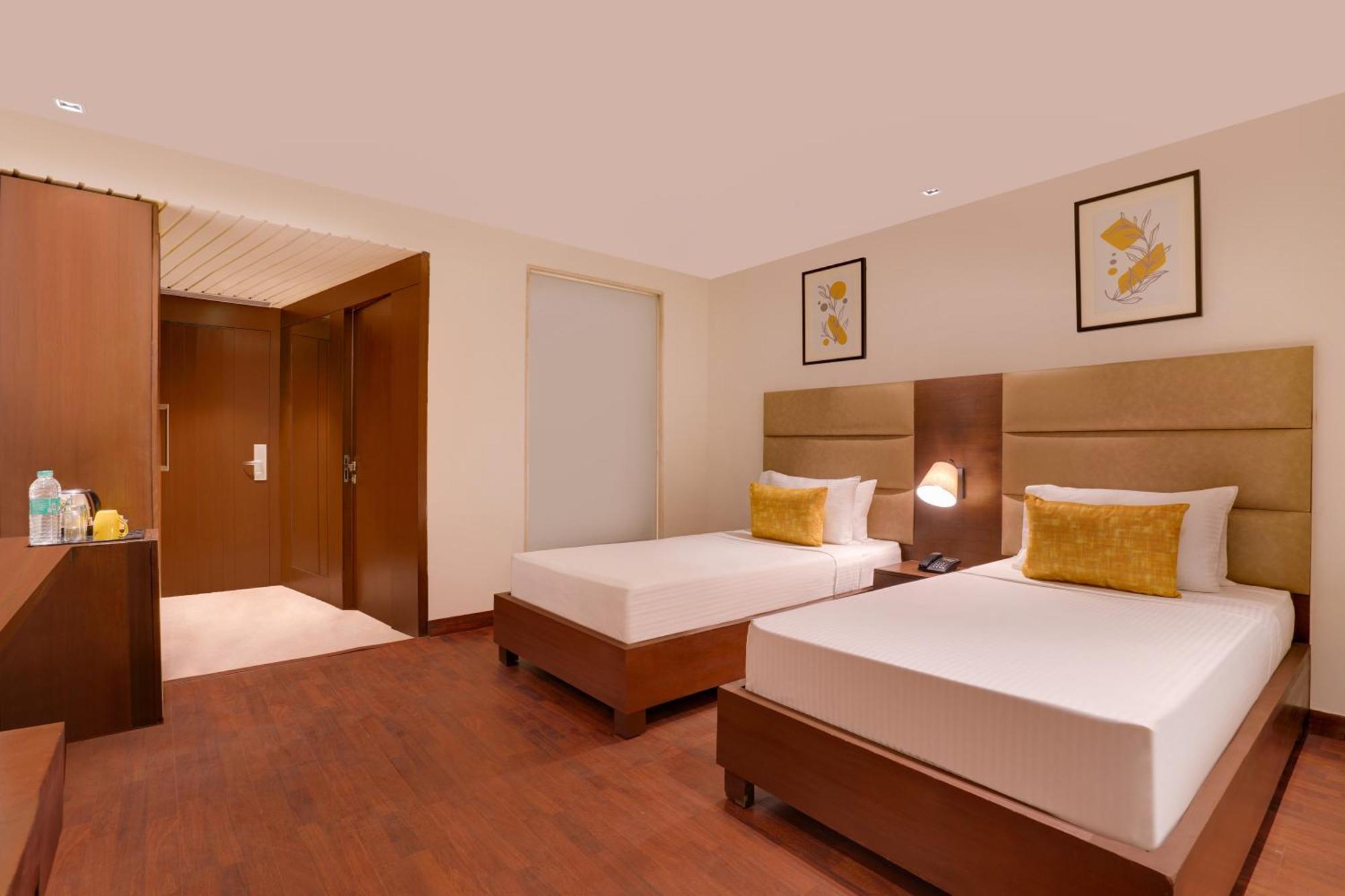 Lemon Tree Hotel, Noida Ngoại thất bức ảnh